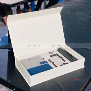Hộp Cứng Đựng Sản Phẩm
